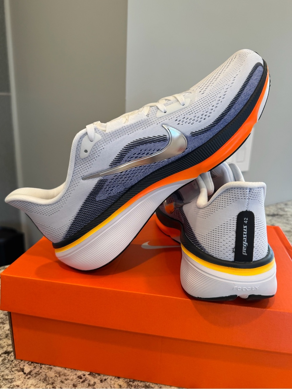 Men’s Nike Pegasus 42 - Picture 2 of 5
